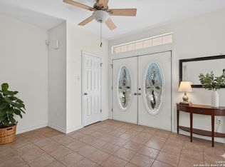 801 Gallagher Dr, Canyon Lake, TX 78133