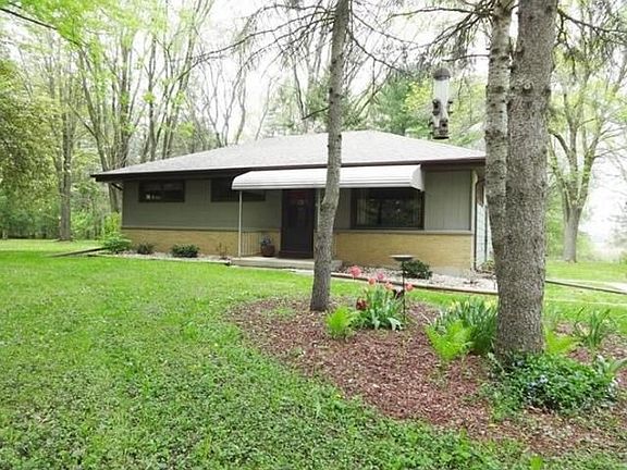 2nd image of 3322 El Camino Way