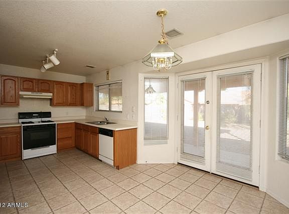 4th image of 1642 E Marigold St