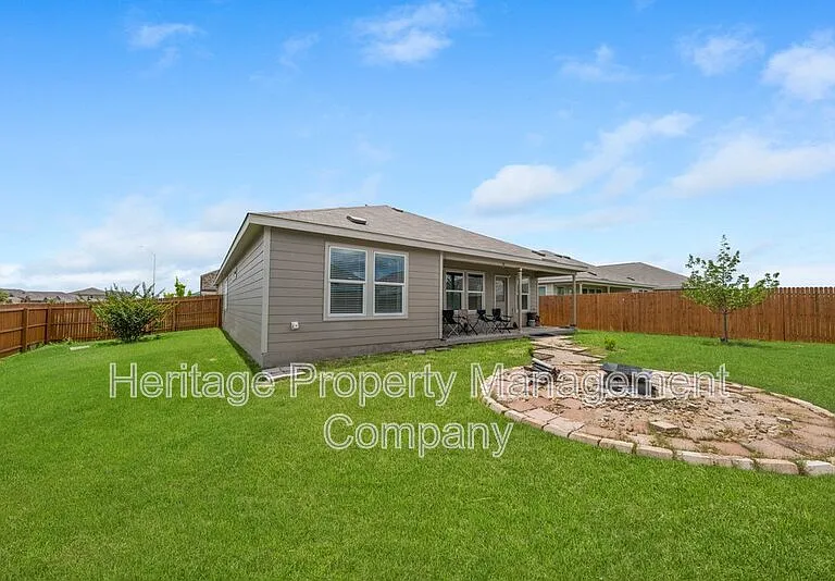 2700 Coral Valley — Photo 33