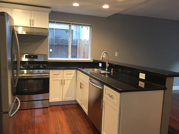 5th image of 1060 Monfredo Dr