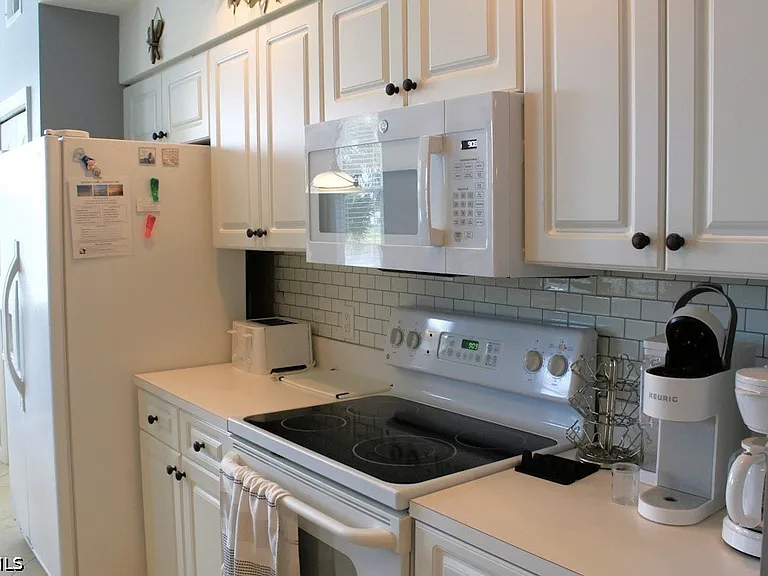 16625 Lake Circle Dr #523 — Photo 14