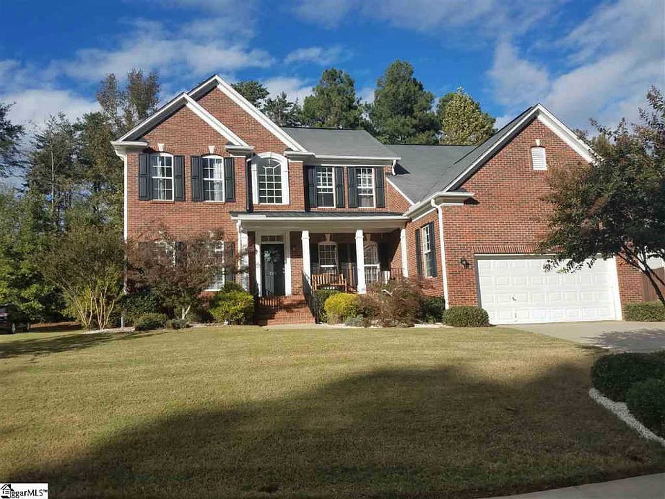 1st image of 220 Woodland Creek Way