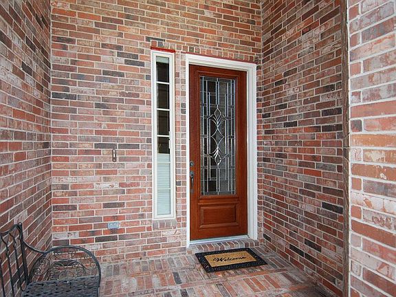 3rd image of 21086 Williams Creek Dr