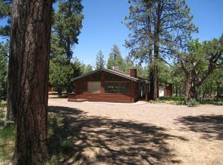 2707 N Hooks Way, Overgaard, AZ 85933