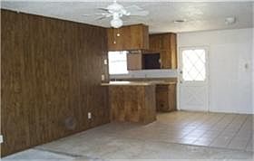 5th image of 605 Todd Ct