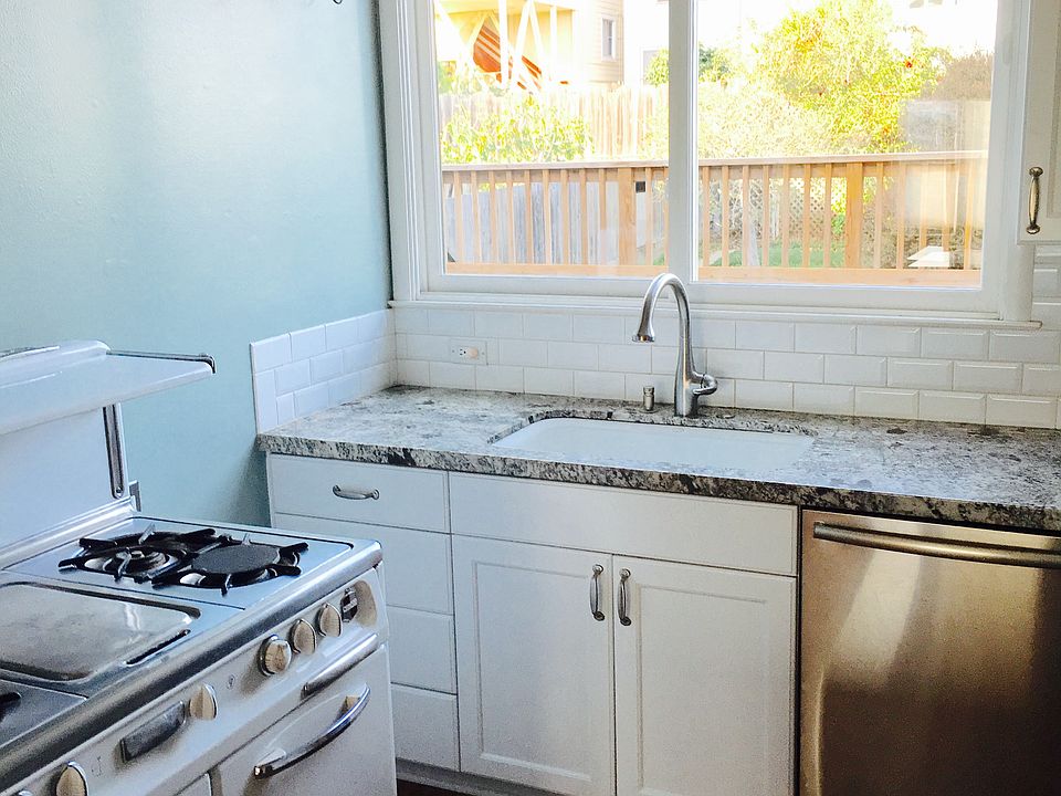 2nd image of 289 Crescent Ave