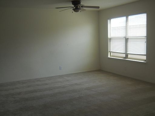2nd image of 208 Valero Dr