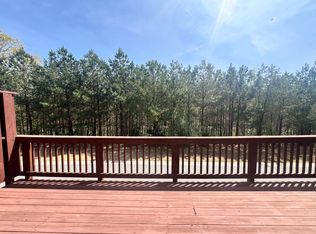 701 Sunset Park Dr, Suwanee, GA 30024
