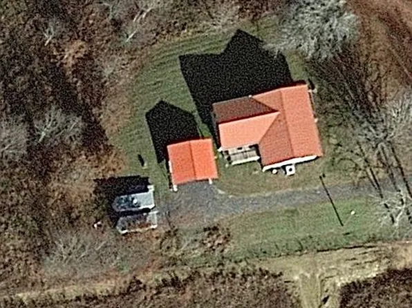 111 Shady Grove Ln, Newland, NC 28657