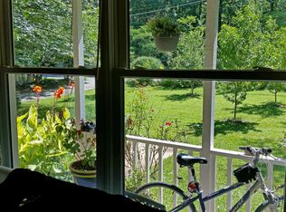 218 Mayfield Cir, Alpharetta, GA 30009