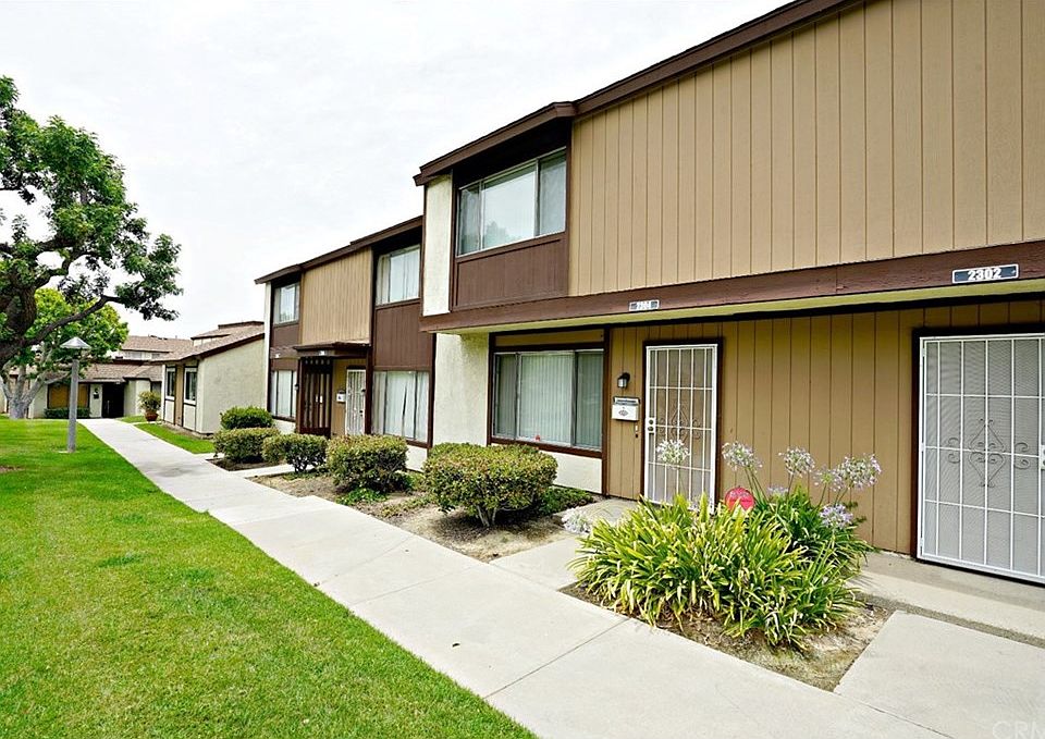 1st image of 2304 Shady Hills Dr