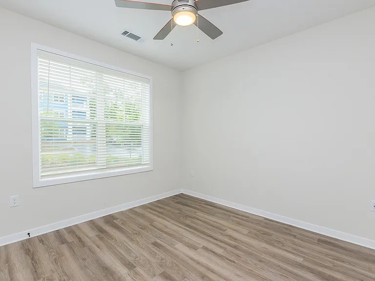 HIGH REFLECTIVE WHITE CEILINGS