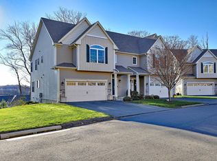 Hawk's Ridge,Hawks Ridge, Shelton, CT 06484