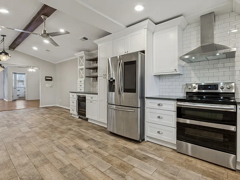 13238 Carthage Ln — Photo 12