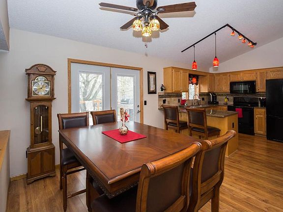 4th image of 9863 Wynstone Ct