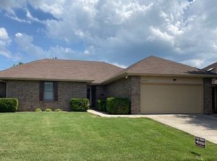 4050 S Ferguson Ave #B, Springfield, MO 65807