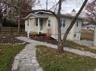 19 Saint Joseph Ln, Defiance, MO 63341