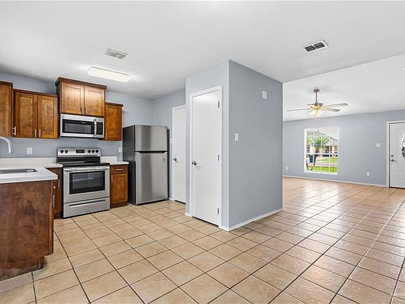 2nd image of 3808 W Manzanillo