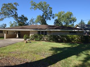 1018 Paris St, Lake Charles, LA 70605