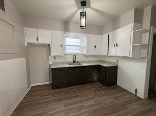 2498 Broadway St, Toledo, OH 43609