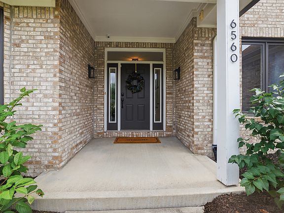 2nd image of 6560 Calais Cir