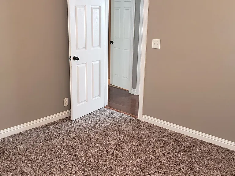 1607 Kingston Rd — Photo 9