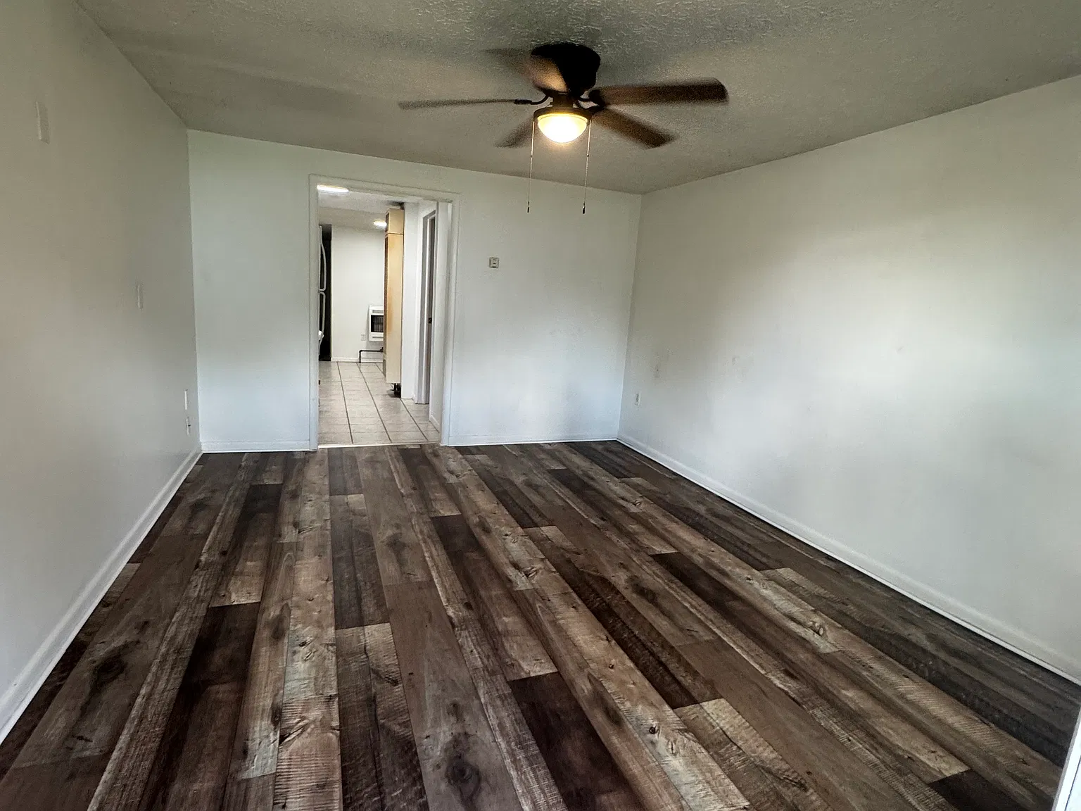2 bed, $750 — Photo 3