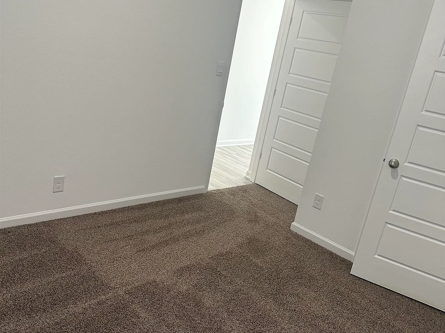 4 bed, 1610 sqft, $2,700 — Photo 2