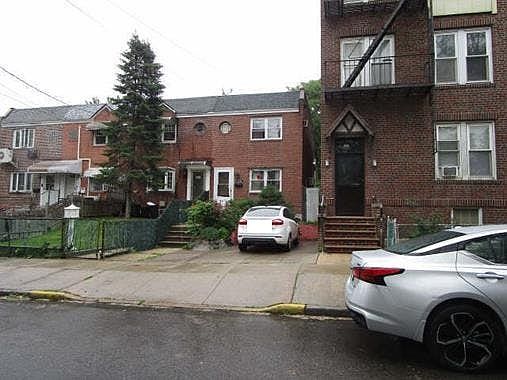 1st image of 1031A 115th St