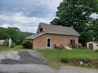 33 Rose Morrow Rd, Wantage, NJ 07461