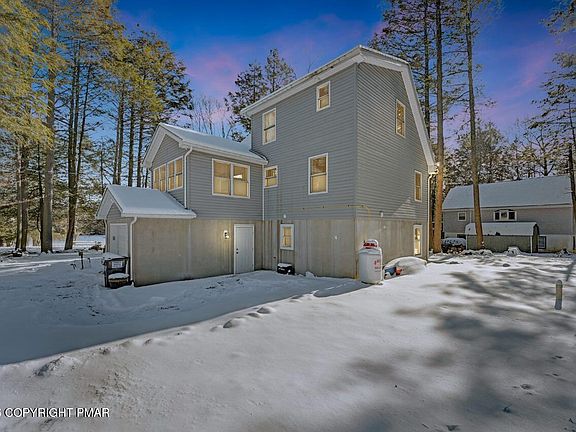 5th image of 7 Beech Ln