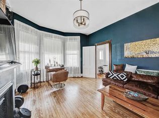 466 Avenue E, Bayonne, NJ 07002