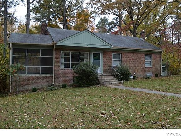 2nd image of 1734 Pender Ave
