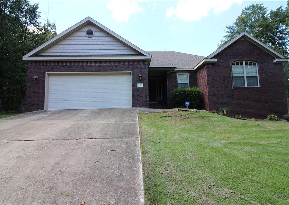 1st image of 3 Skidmore Cir