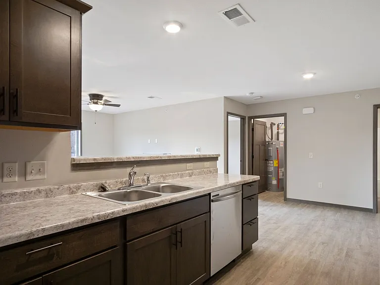 786 Peregrine Cir — Photo 18