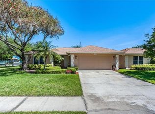 2347 Heron Cir, Clearwater, FL 33762