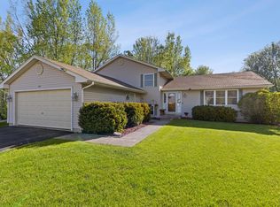 5921 Bluegrass Trl, McHenry, IL