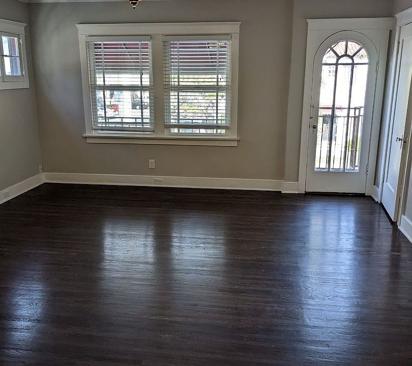 1st image of 1000 E 1st St #1002