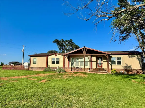 11456 N 1970th Rd, Elk City, OK 73644