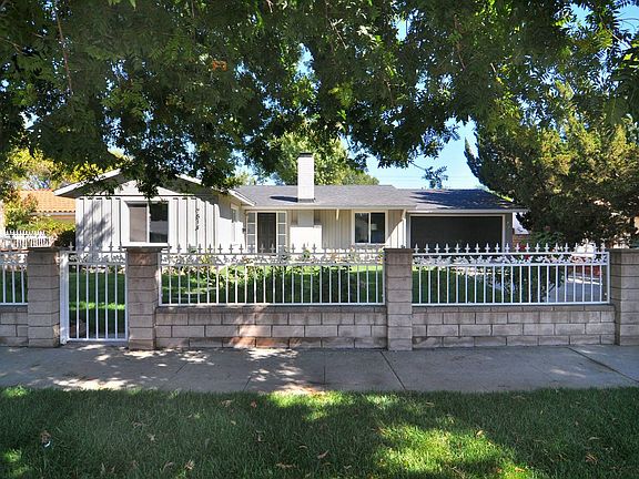 2nd image of 7514 Capistrano Ave