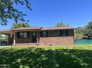 337 Whittenburg Rd, Crossville, TN 38571