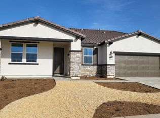 1437 Clasico Dr, Tehachapi, CA 93561