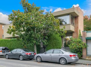 2506 32nd Ave W APT 4, Seattle, WA 98199