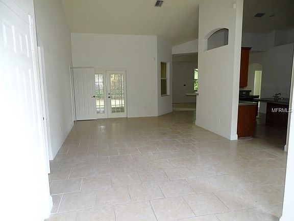 3rd image of 1750 Japan St