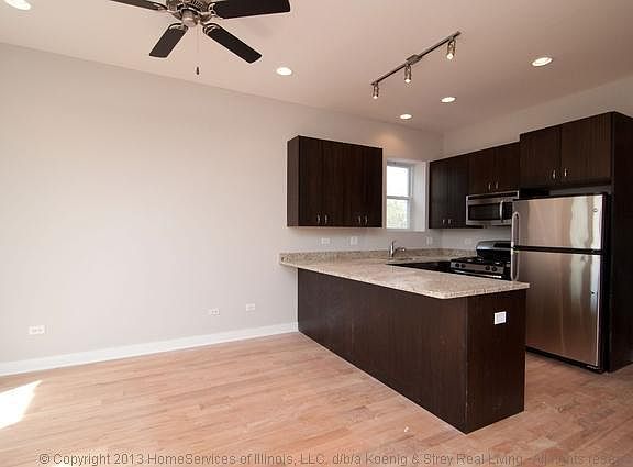 2nd image of 1253 N Rockwell St APT 3F