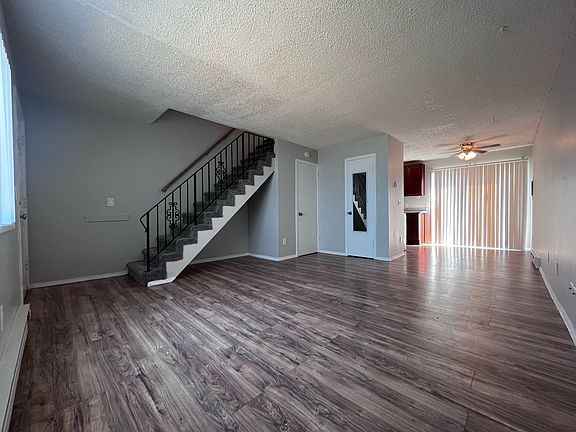 4th image of 22900 NE Halsey St #5