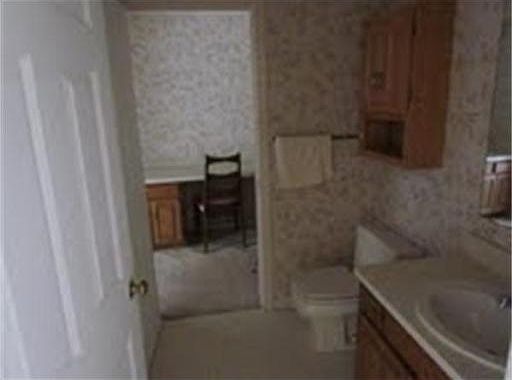 4th image of 2302 Lewis O Gray Dr
