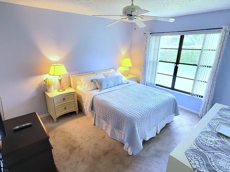 10819 Chenequa Ct — Photo 13