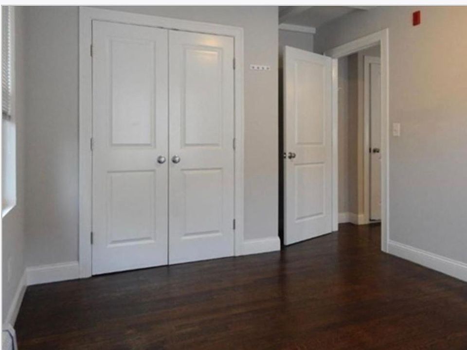 1st image of 70 Safford St #6